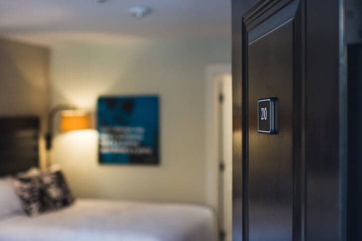 Room 20 of 38
